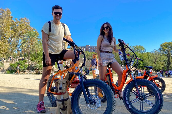 Barcelona Bike Tour With French Guide 25-ТOP, Bike/Ebike