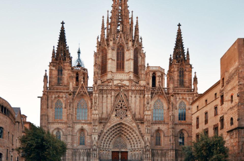 1 barcelona la sagrada familia park guell small group tour Barcelona: La Sagrada Familia & Park Guell Small-Group Tour