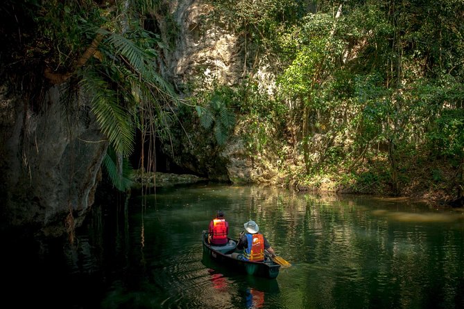 Barton Creek Cave Excursion  – San Ignacio