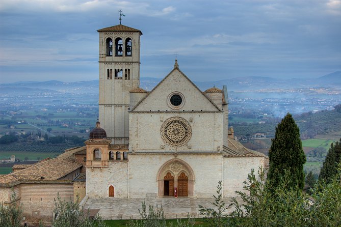 Basilica of Saint Francis in Assisi – Private Tour