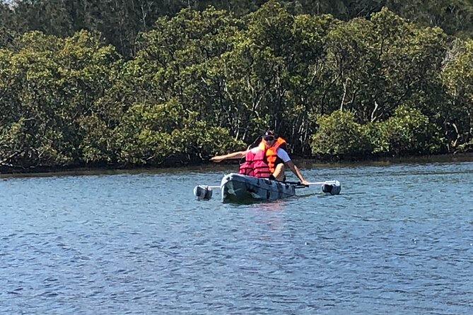 Beautiful Island Circumnavigating in a Leisurely Electric Kayak