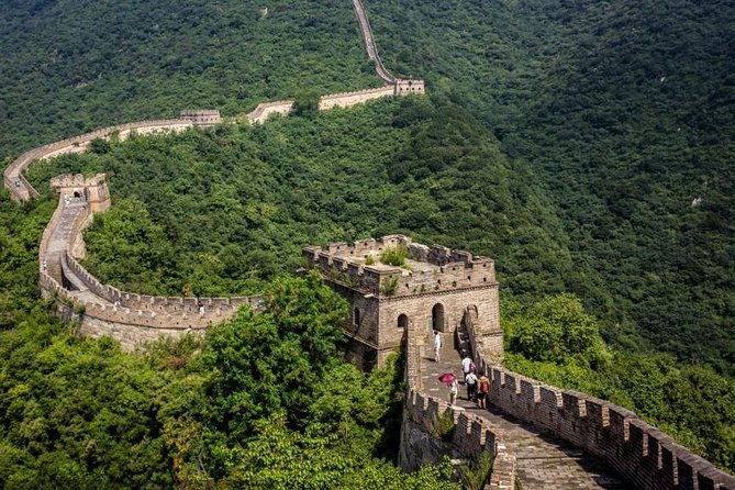 Beijing Private Day Tour: Mutianyu Great Wall and Changling Tomb
