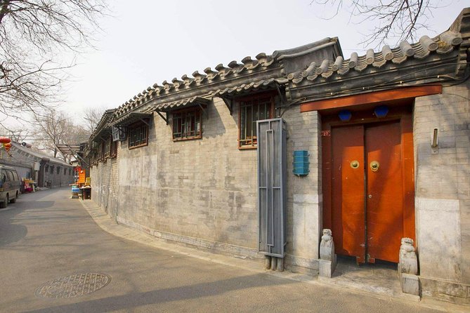 Beijing Private Layover Tour of Forbidden City, Hutong, Zhajiangmian And More