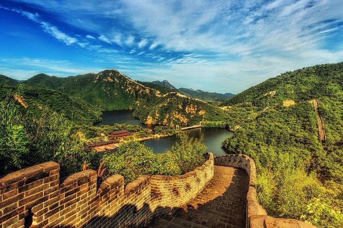 Beijing Private One Day Tour to Visit Badaling Great Wall and Ming Dynasty Tombs