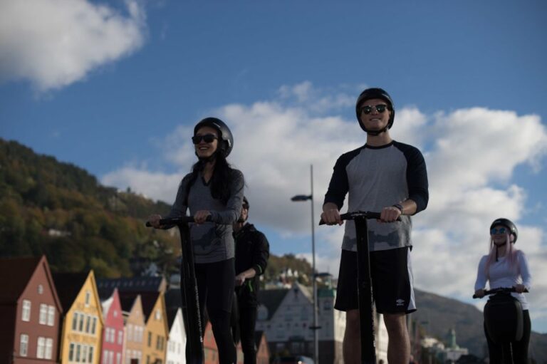 Bergen: Night Segway Tour