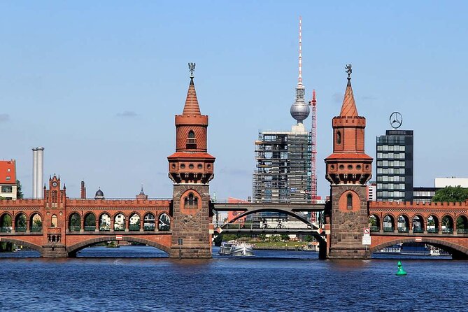 Berlin Private Tour East and West by Car