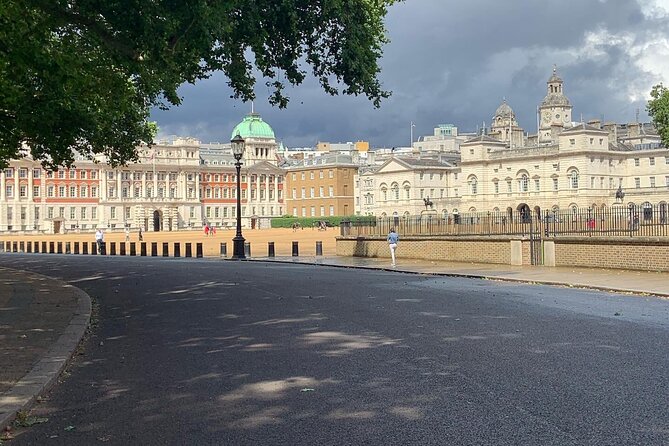 Bespoke Black Cab 3-hour London Landmarks Private Tour