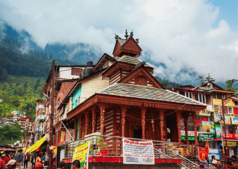 Best of Manali With a Local – Half Day Tour in AC Car