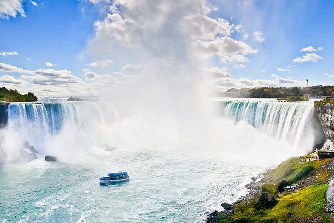 Best of Niagara Falls USA Small Group Tour With Maid of the Mist