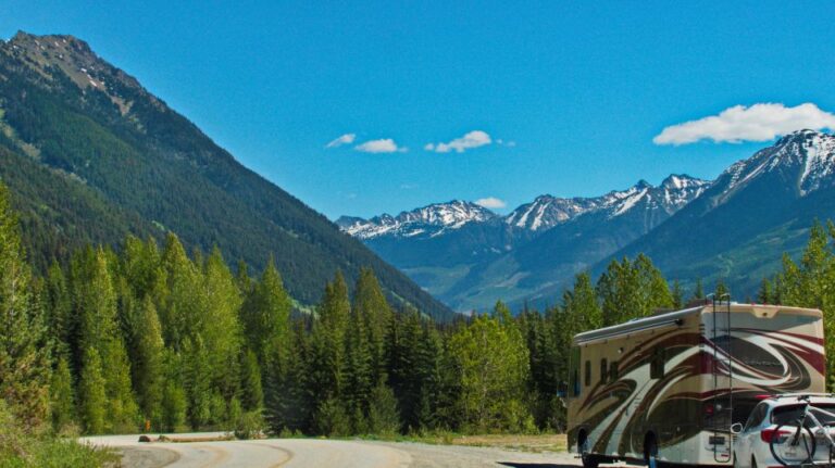 Between Kamloops & Revelstoke: Smartphone Audio Driving Tour