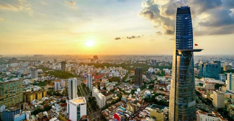 Bitexco Financial Tower: Saigon Sky Deck – Fast Track Ticket