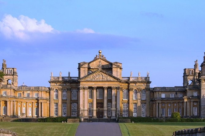 Blenheim Palace Tour and the Cotswolds Day Trip From London