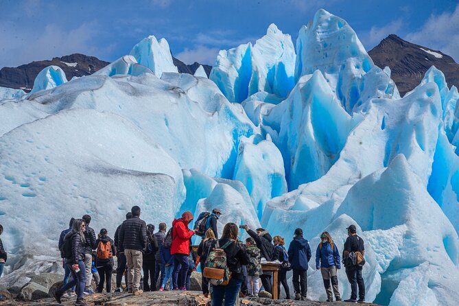 Blue Safari Experience: Hiking and Navigation on Glaciers