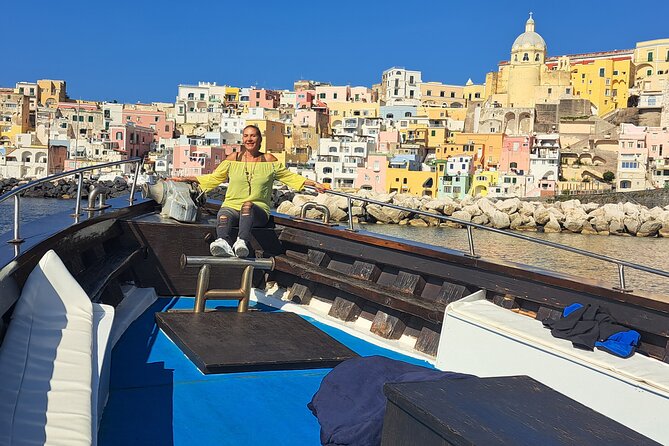 1 boat tour with lunch on board to discover procida Boat Tour With Lunch on Board to Discover Procida