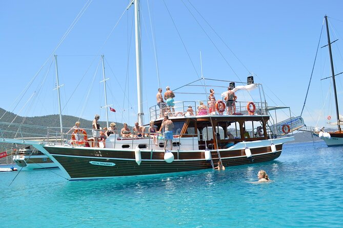 Bodrum Daily Boat Trip Black Island