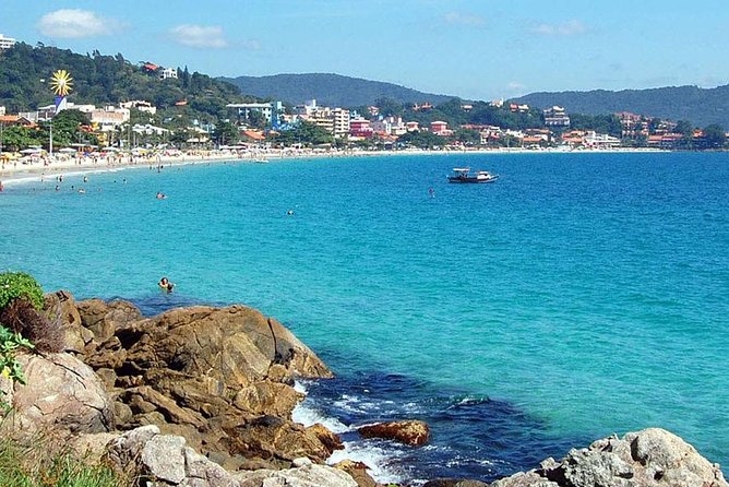 Bombinhas, Quatro Ilhas and Mariscal Tour – Florianópolis Departure