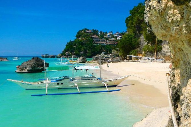 BORACAY ISLAND HOPPING TOUR With LUNCH