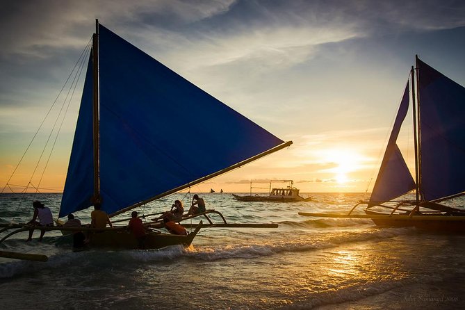 1 boracay paraw sailing sunset Boracay Paraw Sailing Sunset
