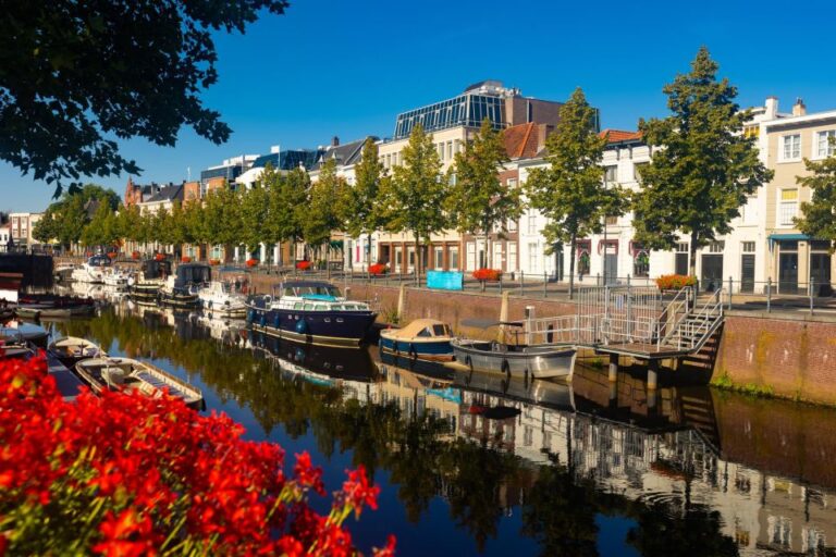 Breda: Walking Tour With Audio Guide on App