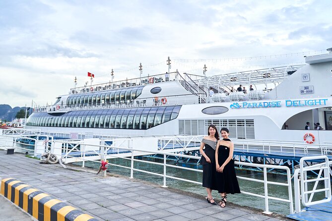 Buffet on Paradise Delight Dining Cruise Halong Bay Day Tour