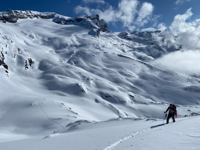 Bugaboos: Ski Basecamp