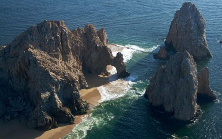 Cabo San Lucas: City Sightseeing, Beach Day and Boat Tour