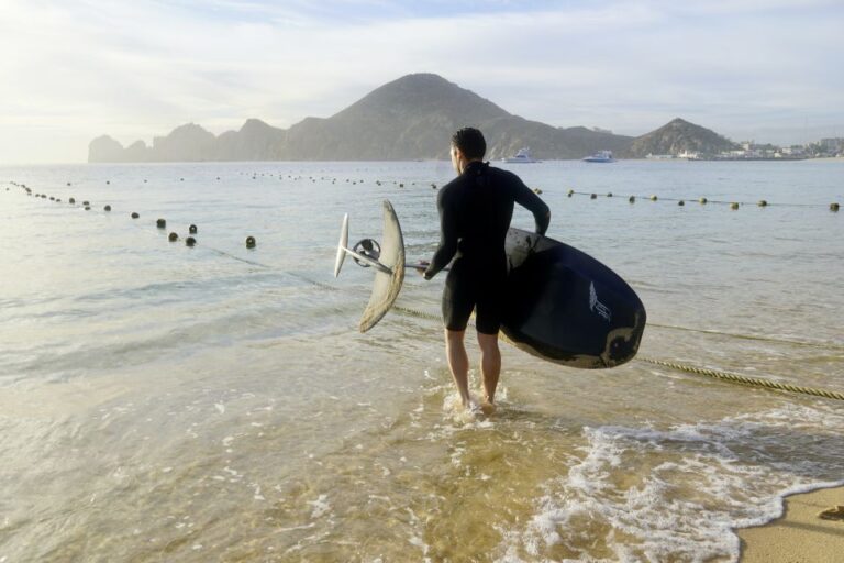 Cabo San Lucas: Electric Surfing at Medano