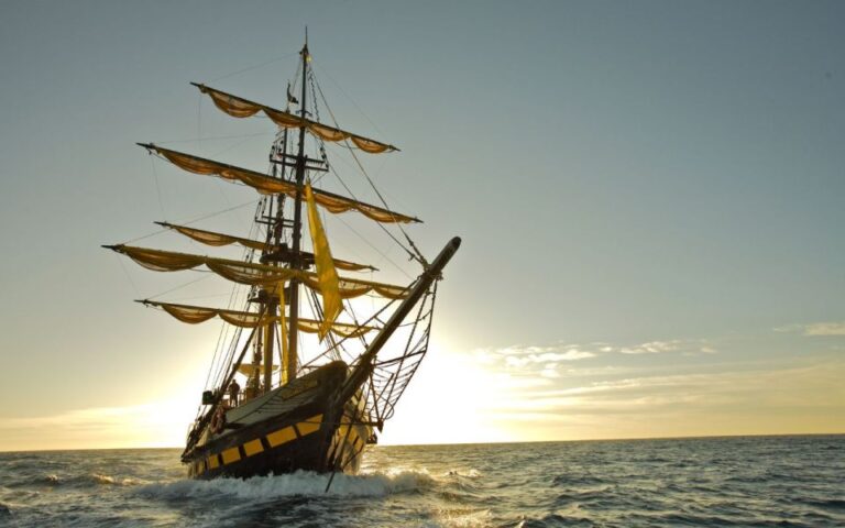 Cabo San Lucas: Pirate Ship Adventure Sunset Boat Tour & BBQ