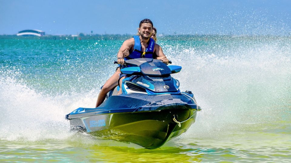 1 cancun waverunner ride Cancun: WaveRunner Ride