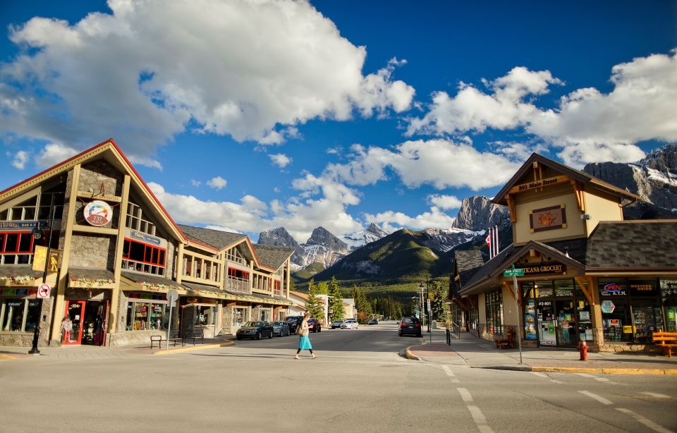 Canmore: Downtown Sightseeing Smartphone Audio Walking Tour