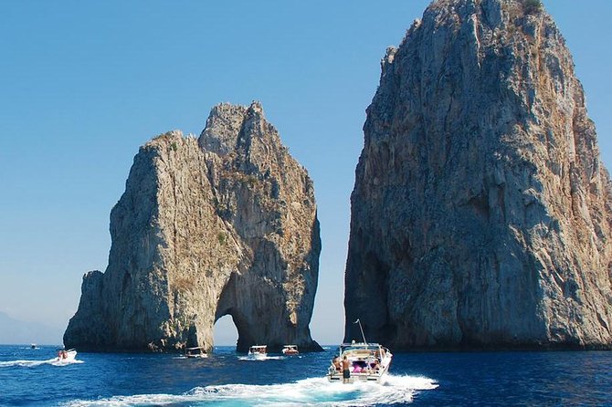 Capri Deluxe Small Group Shared Tour From Naples