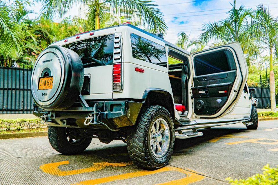 1 cartagena luxury tour in a hummer limousine Cartagena: Luxury Tour in a Hummer Limousine