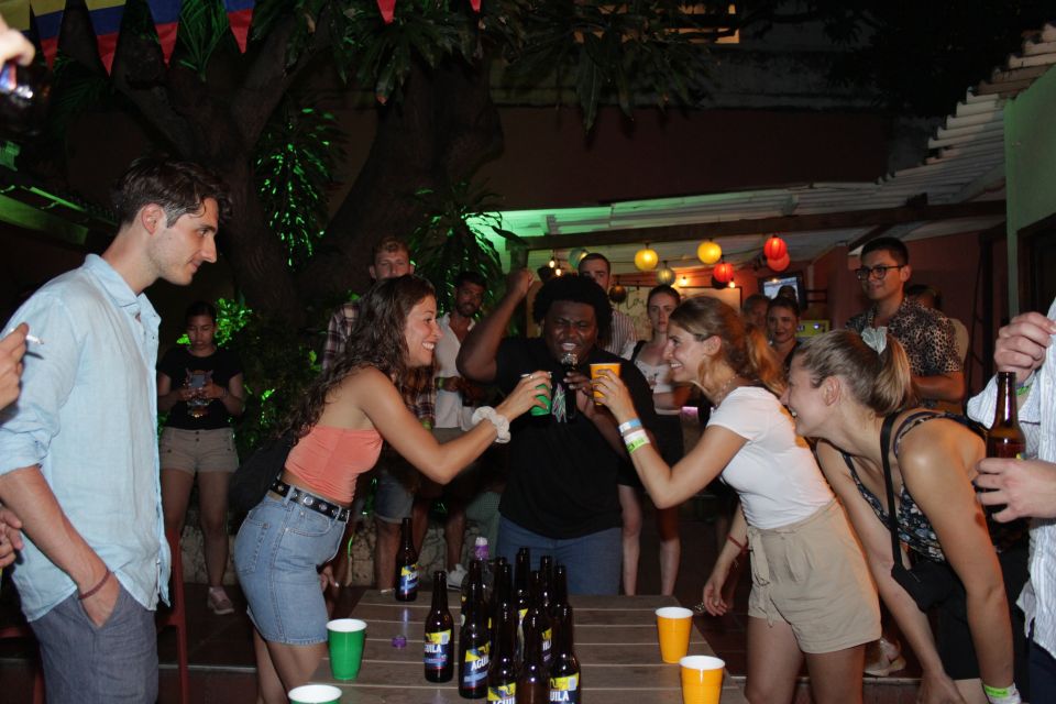 1 cartagena pub crawl with dancing and complimentary drinks Cartagena: Pub Crawl With Dancing and Complimentary Drinks