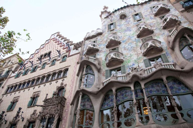 Casa Batllo Fast-Track Tickets, Barcelona Architecture Tour