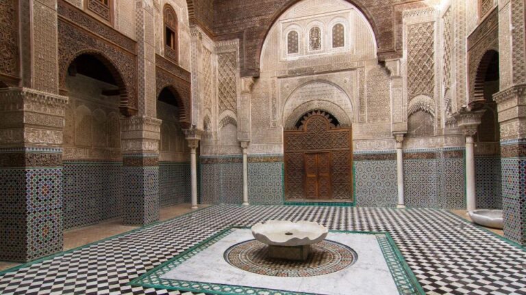Casablanca to Fez – Private Transfer With a Full Tour of Fez