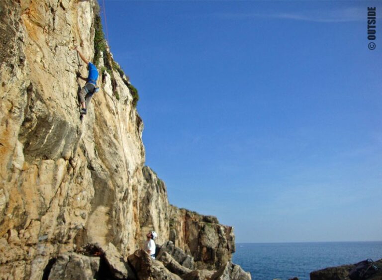 Cascais 3.5-Hour Rock Climbing Experience