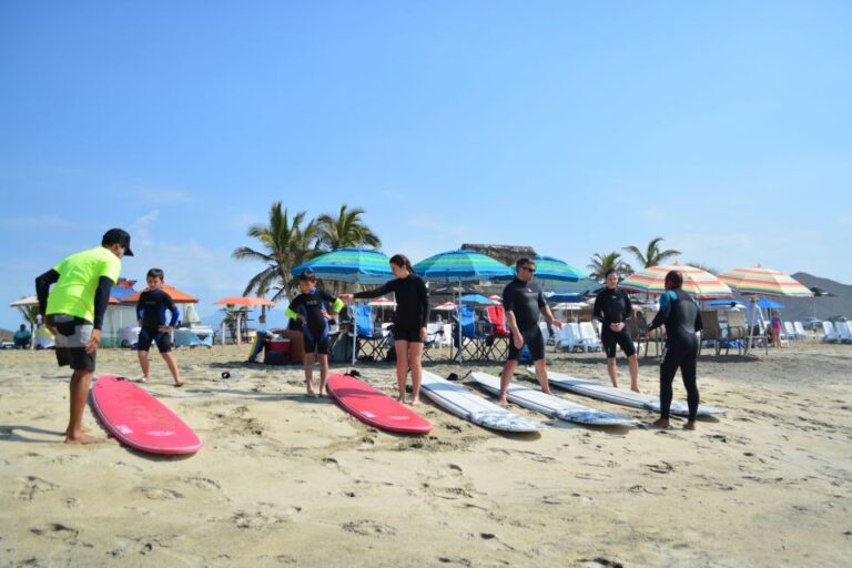 Cerritos Beach: Private Surfing Lessons With Instructors