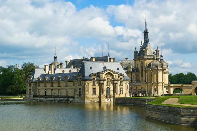 Chantilly Estate Full Day Private Guided Tour From Paris