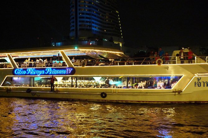 1 chao phraya river dinner cruise Chao Phraya River Dinner Cruise