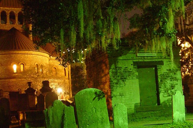 Charleston Ghost & Graveyard Night-Time Guided Walking Tour