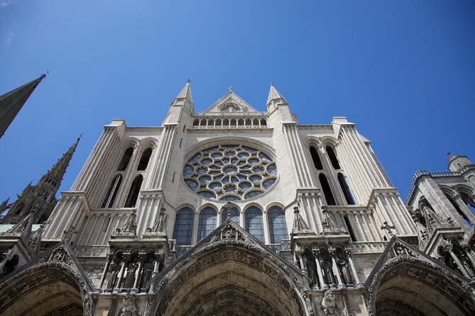 Chartres Cathedral Private Tour and Transfer  – Paris
