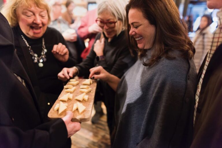 Chelsea Market & The Highline Food and Culture Walking Tour