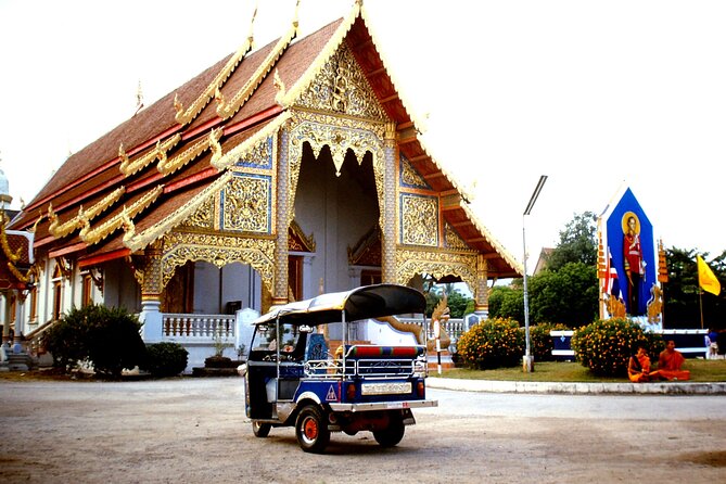 Chiang Mai City Tuk Tuk Tour – Half Day