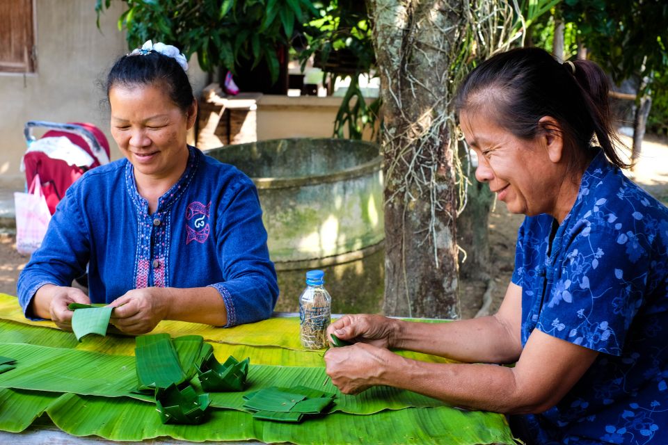 1 chiang mai local village exploring with weaving Chiang Mai Local Village Exploring With Weaving Experience