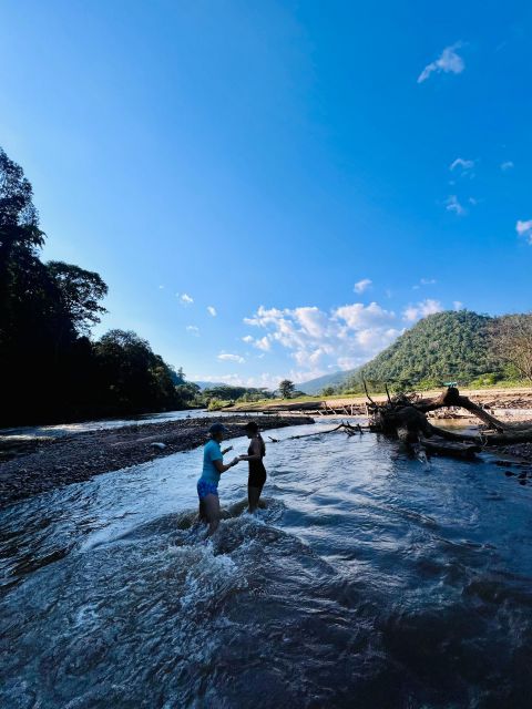 Chiangmai Half-Day Tour: Waterfall & Tubing Only