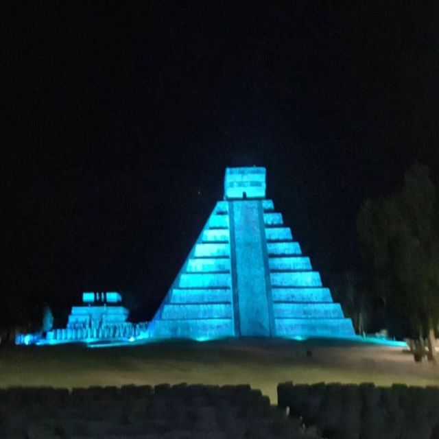 1 chichen itza video mapping night private CHICHEN ITZA VIDEO MAPPING NIGHT (PRIVATE)