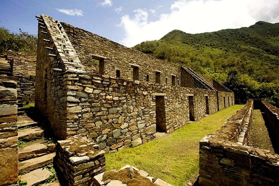 1 choquequirao 3 day hike to the lost city of the incas Choquequirao: 3-Day Hike to the Lost City of the Incas