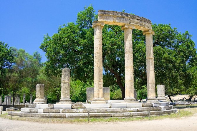 Classic 4 Days Circuit to Epidaurus, Mycenae, Olympia, Delphi and Metéora