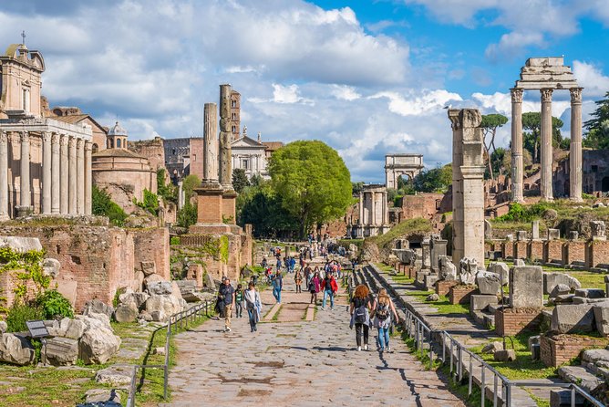 1 colosseum and roman forum skip the line guided tour Colosseum and Roman Forum - Skip the Line Guided Tour