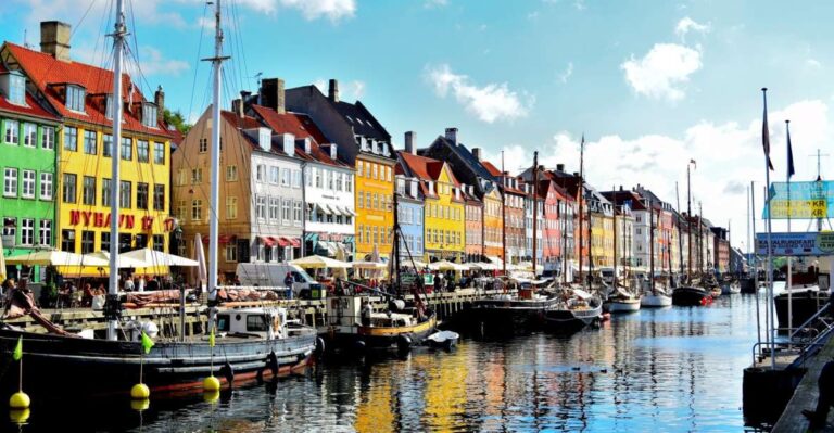 Copenhagen: 3-Hour Public Guided Walking Tour in French